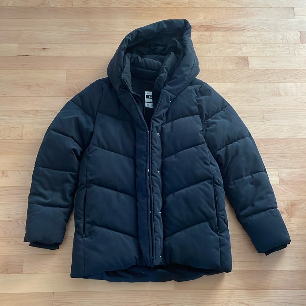 Abercrombie & Fitch Black Ultra Puffer Size M